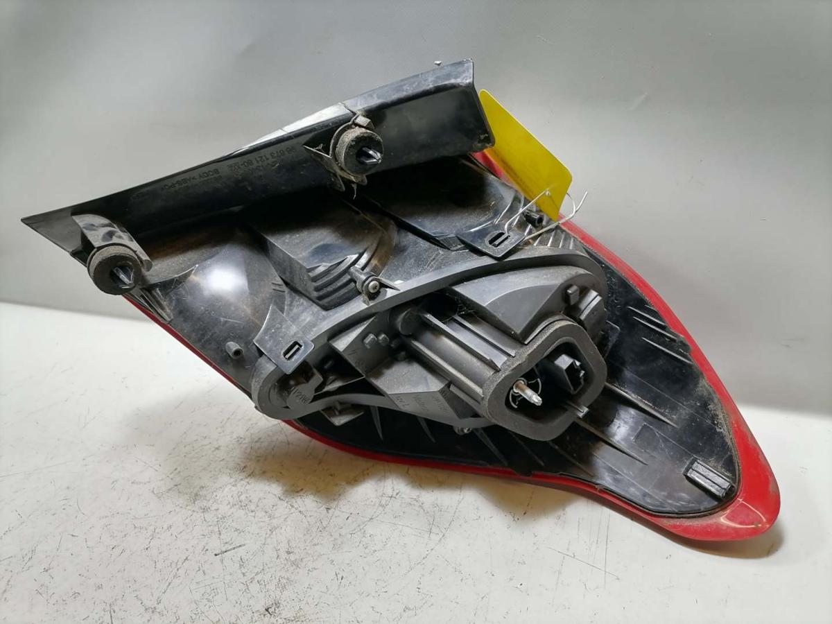 Citroen C4 N original R&uuml;cklicht R&uuml;ckleuchte Schlussleuchte links Bj.2011